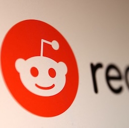 The Best AI Plagiarism Checker on Reddit